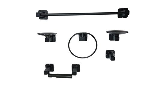 ACCESORIOS DE BAÑO
•JUEGO DE 6 PIEZAS
•MATERIAL: PLASTICO
•COLOR : NEGRO
•MARCA: AQUA BLUE
•INCLUYE CHAZOS PARA INSTALACION