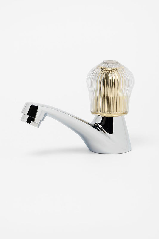 LLAVE LAVAMANOS SENCILLA

•MANIJA EN ACRILICO
•SENCILLA
•CROMADA
•BOCCHERINI